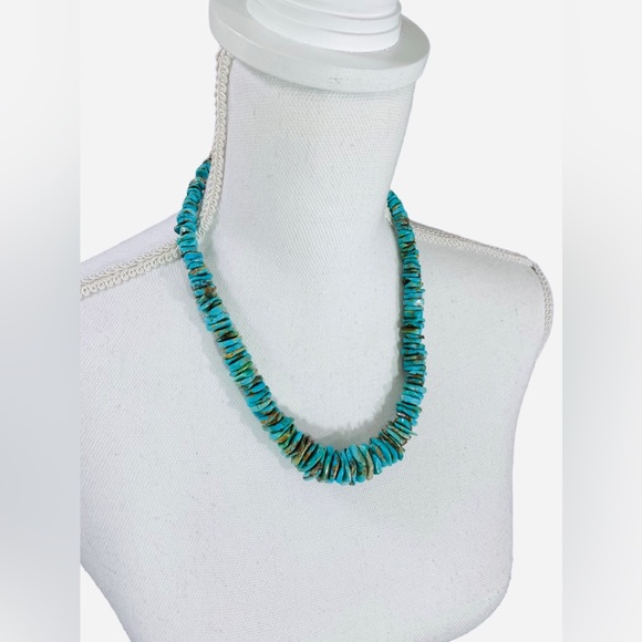 Jewelry - 🎉Host Pick🎉 Vintage Boho Sterling Silver Turquoise Chip Statement Necklace